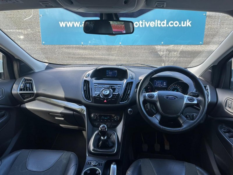 FORD KUGA