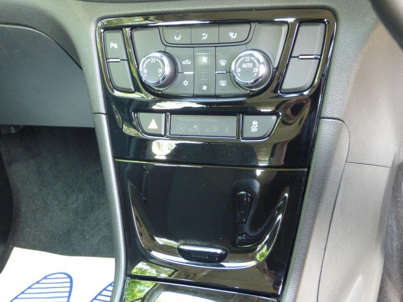 VAUXHALL MOKKA X