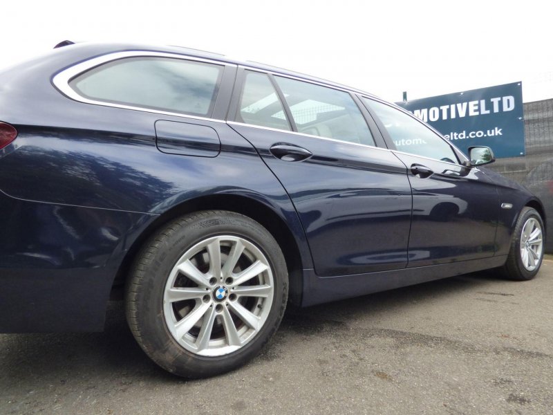BMW 5 SERIES