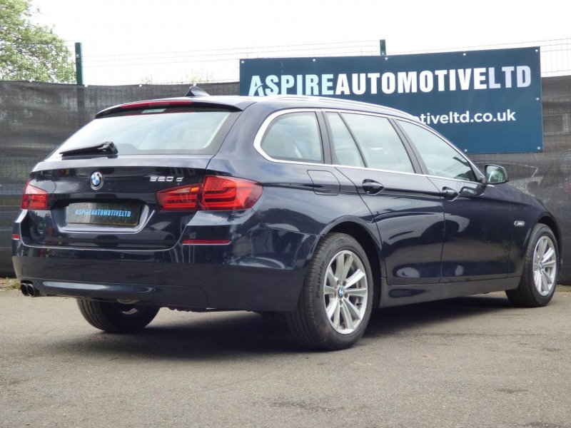 BMW 5 SERIES