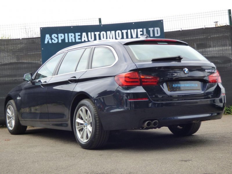 BMW 5 SERIES