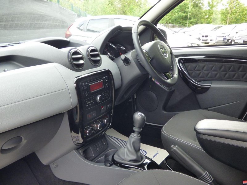 DACIA DUSTER