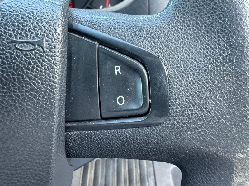NISSAN NV400