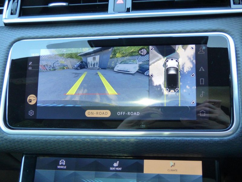 LAND ROVER RANGE ROVER VELAR