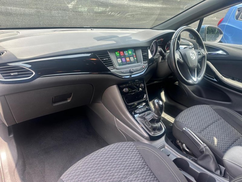 VAUXHALL ASTRA