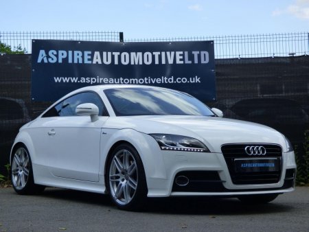 AUDI TT 1.8 TFSI S line Euro 5 3dr