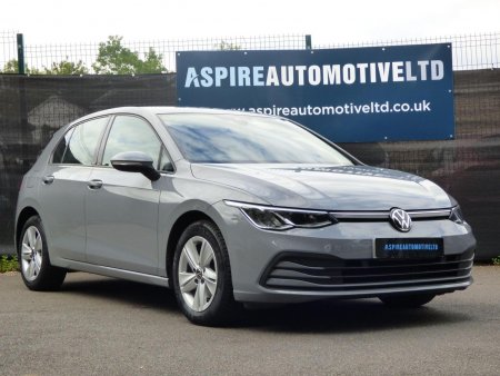 VOLKSWAGEN GOLF 1.5 TSI Life Euro 6 (s/s) 5dr